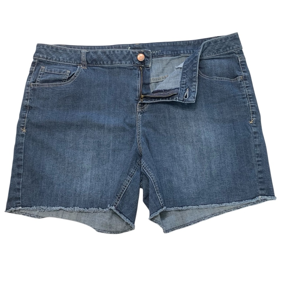 LANE BRYANT Raw Hem High Rise Denim Shorts Sz 24